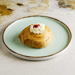 croissant cheesecake roll